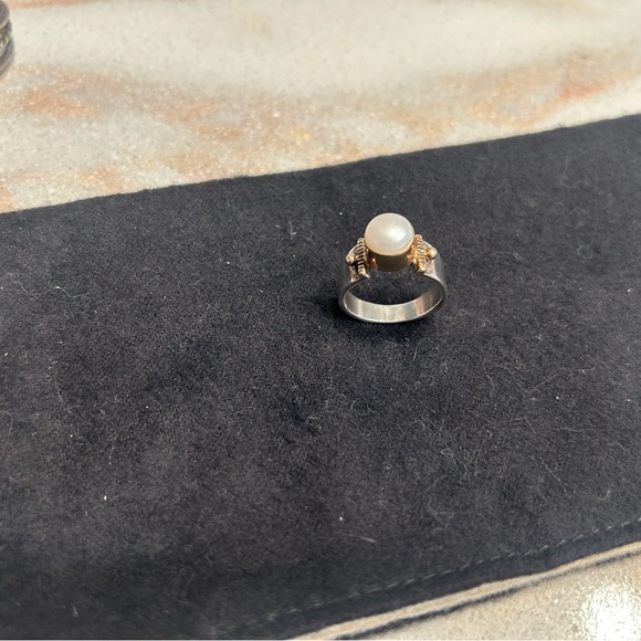 Sterling, 14k gold and pearl ring. Size 8 - Picture 2 of 4